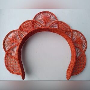 Elegant Ted Reed Lace Head Crown